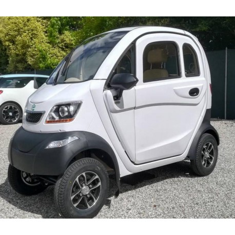 MINICAR ELETTRICA PER DISABILI